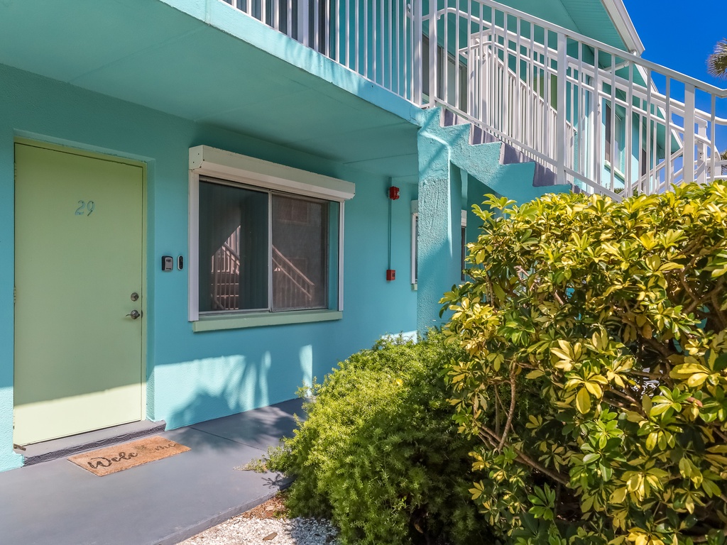 Welcoming entry of Bay View Bliss