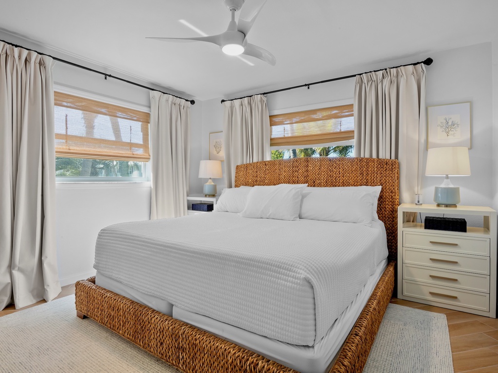 Second Bedroom, King bed