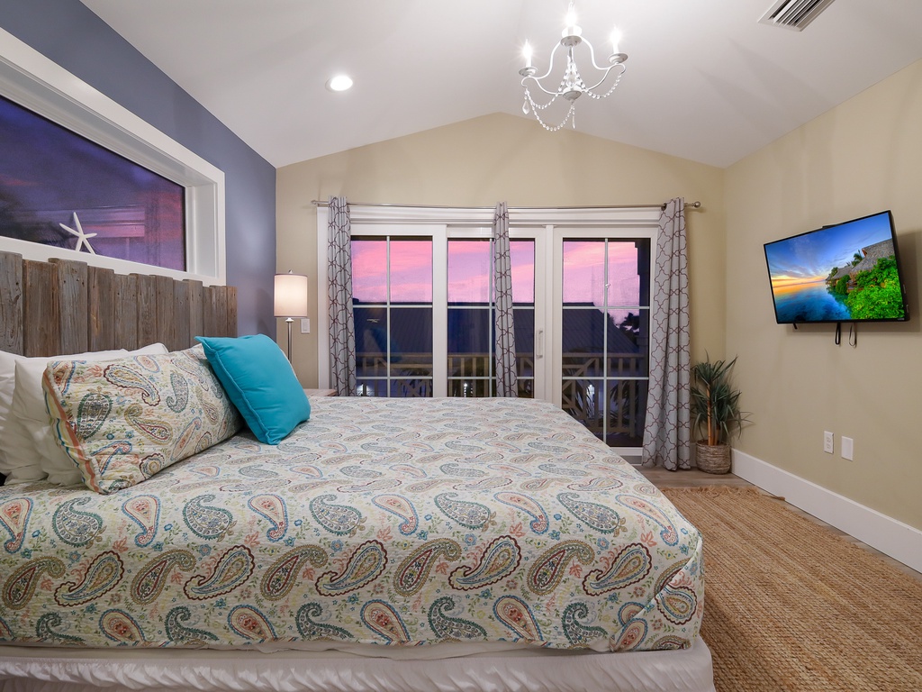 Second Bedroom - King