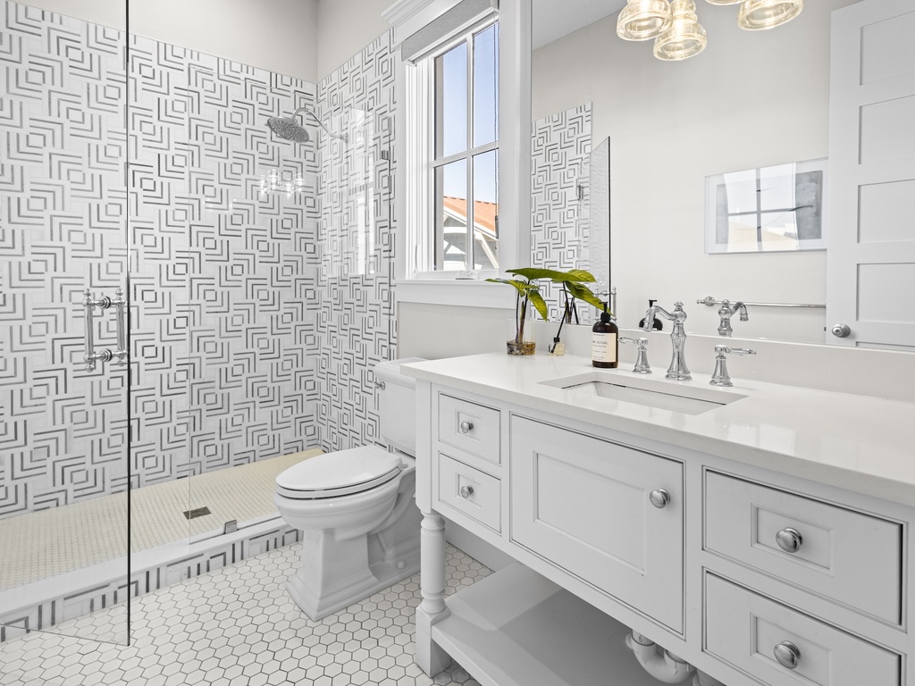 Primary Bathroom, Ensuite