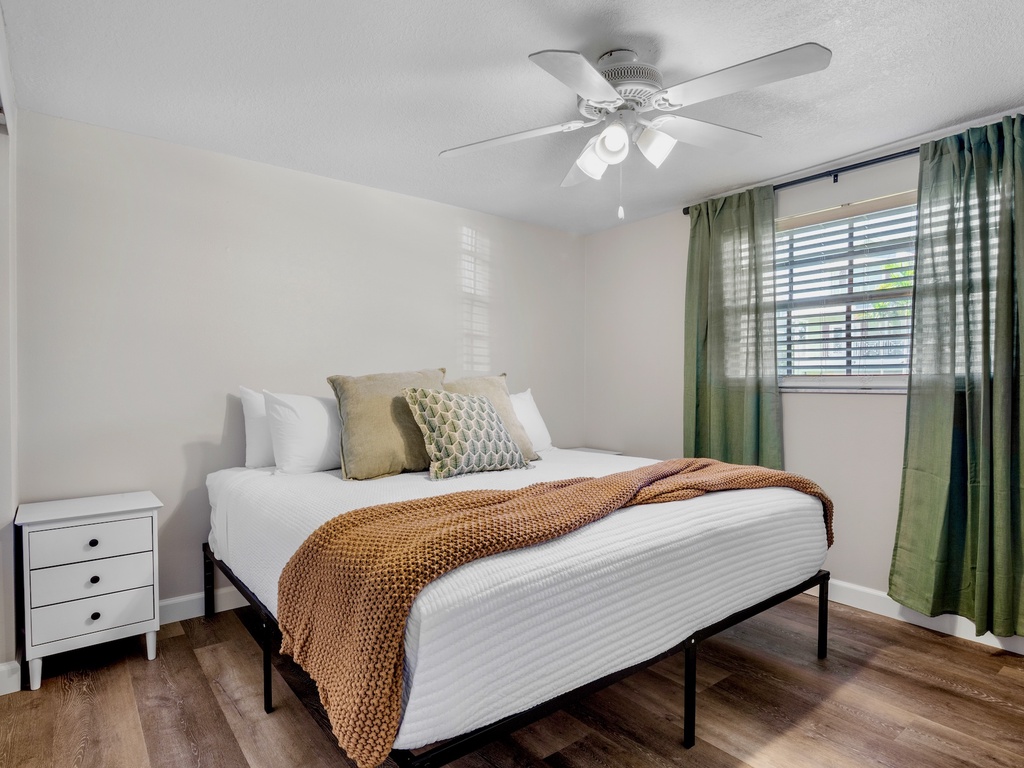 Primary Bedroom, King