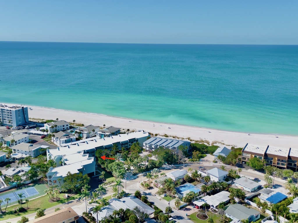 Prime location near the shoreline
