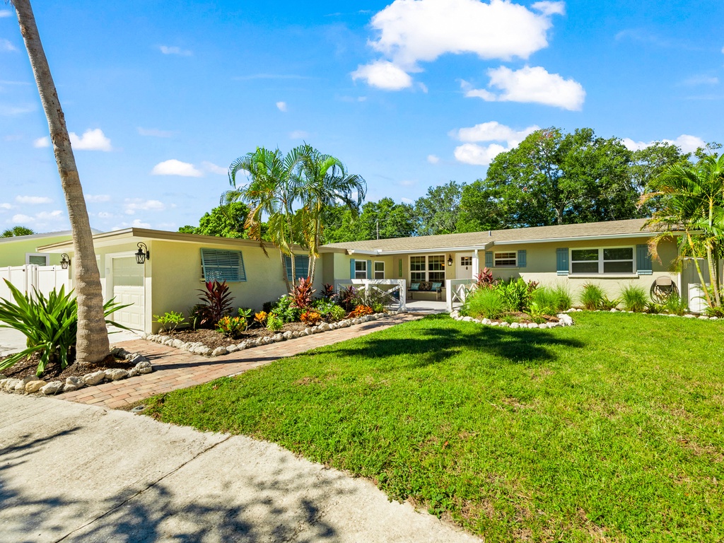 A Piece of Paradise by AMI Locals