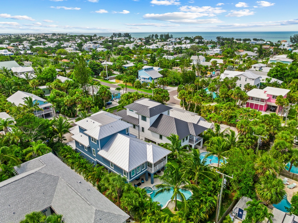 Endless Summer - AMI Locals