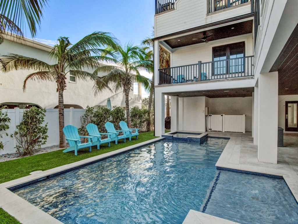 Private Pool and Spa