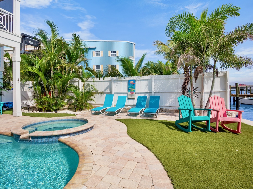 The Bayfront by Anna Maria Vacations