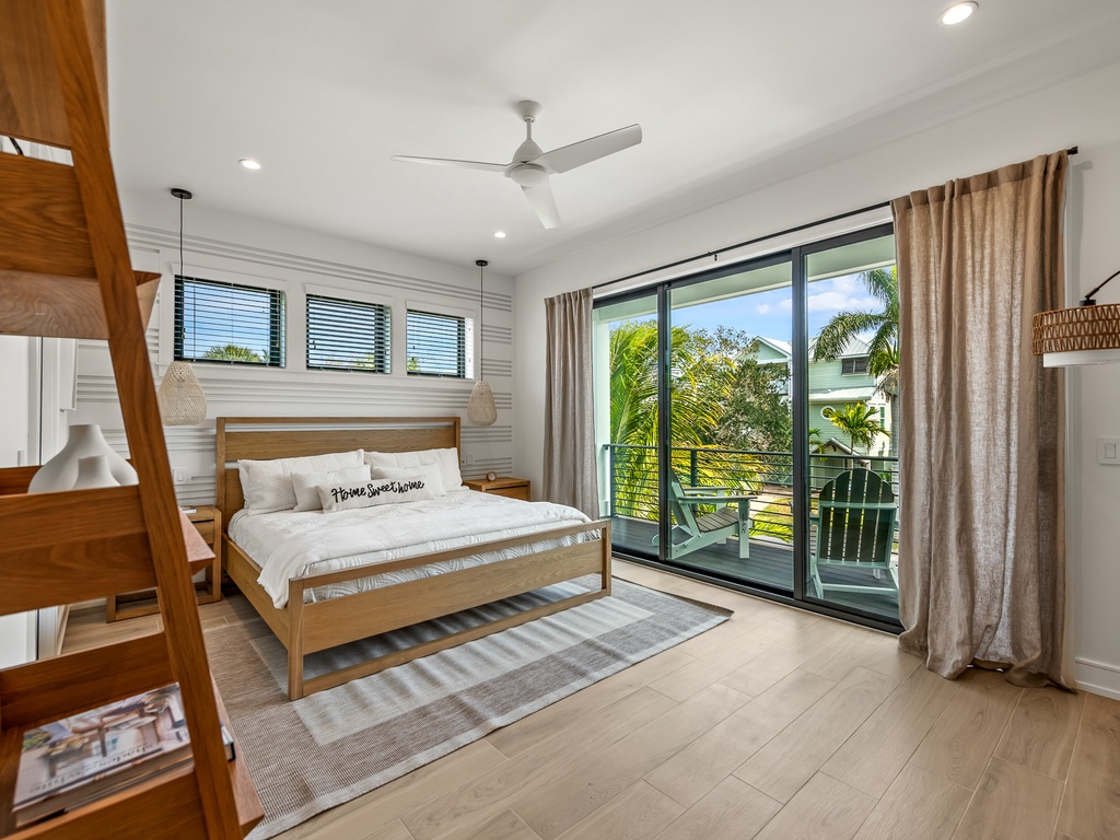 Second Bedroom - King