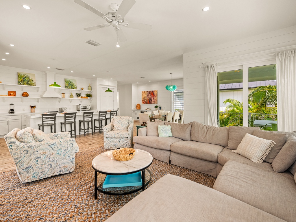 Main Floor Living Area