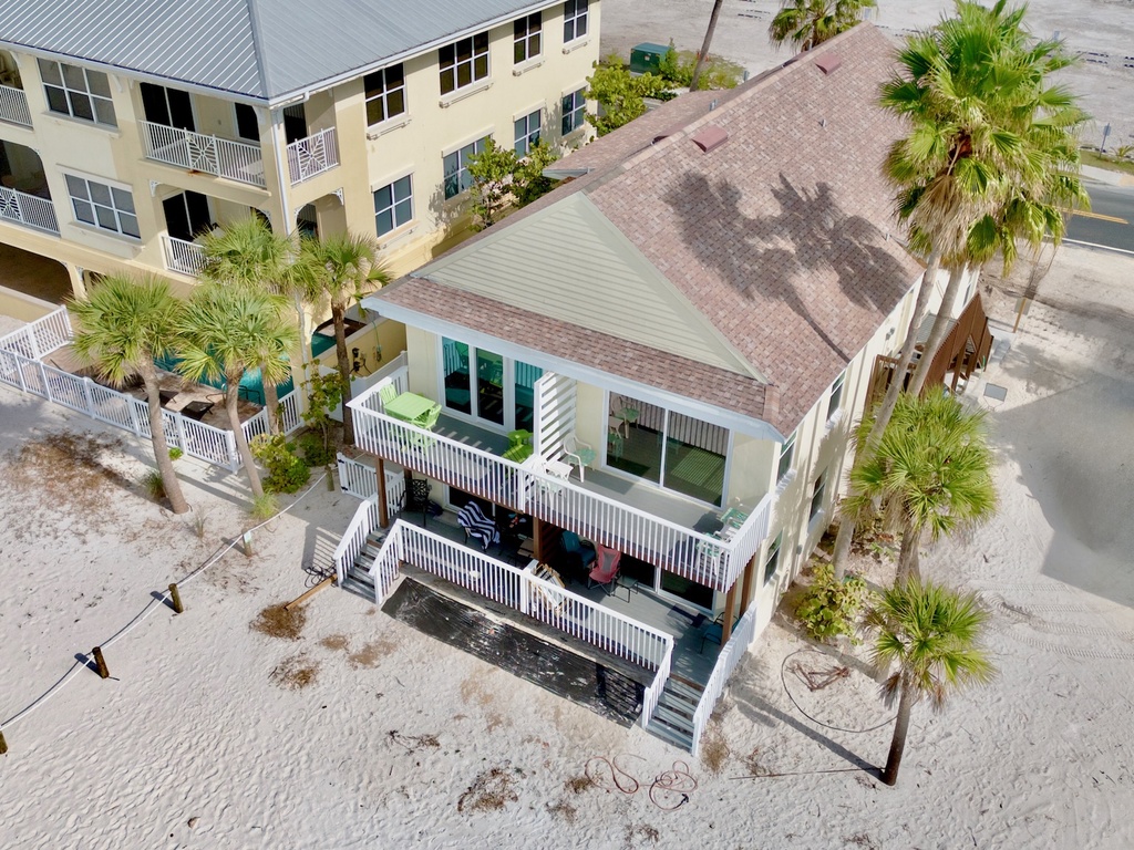 Beachfront property - Capri Condo D by Anna Maria Vacations