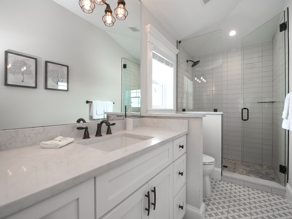 Third Bathroom, Ensuite