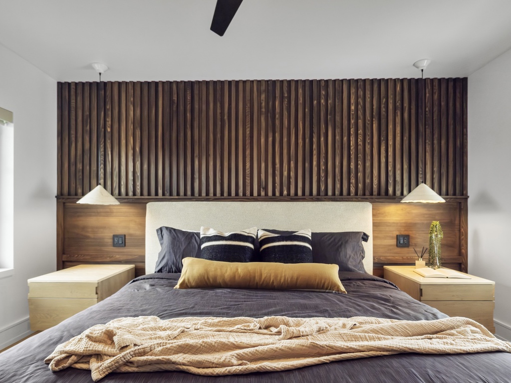 Second Bedroom, King