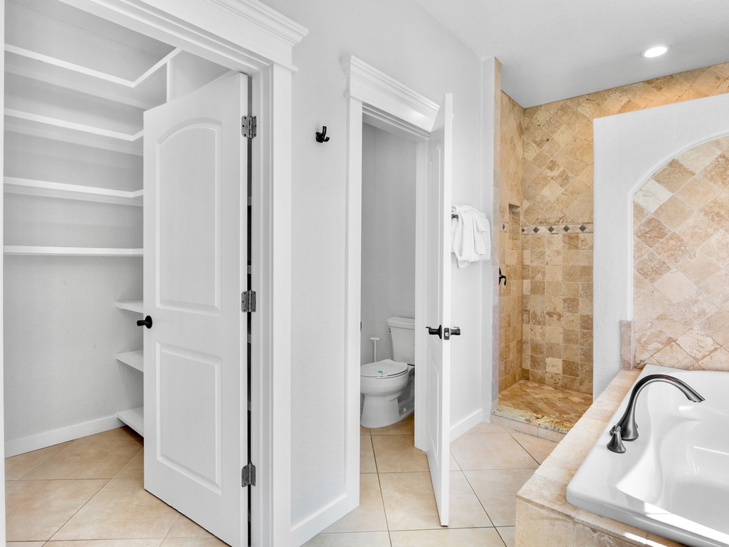 Primary Bathroom, Ensuite