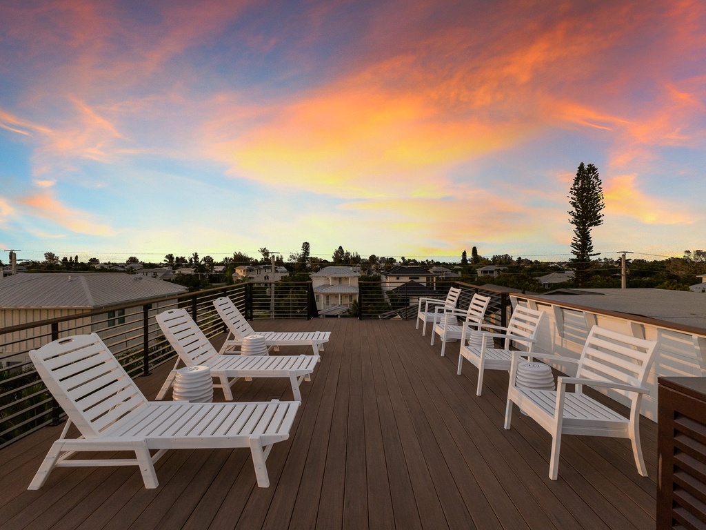 Rooftop Deck