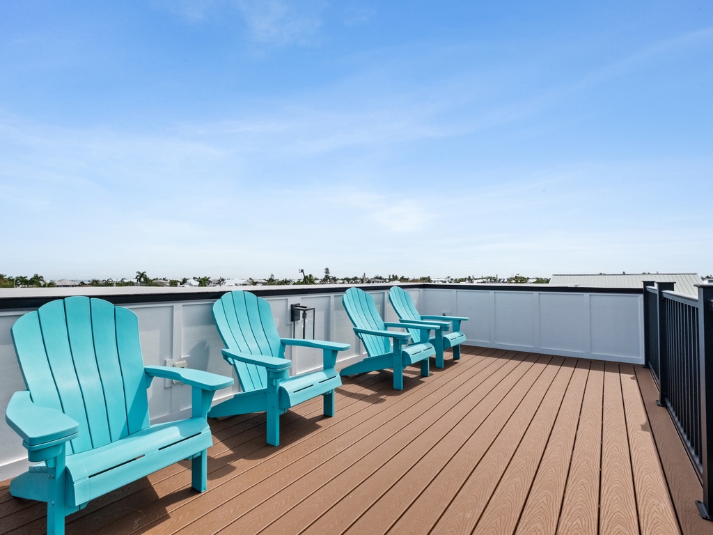 Rooftop Deck