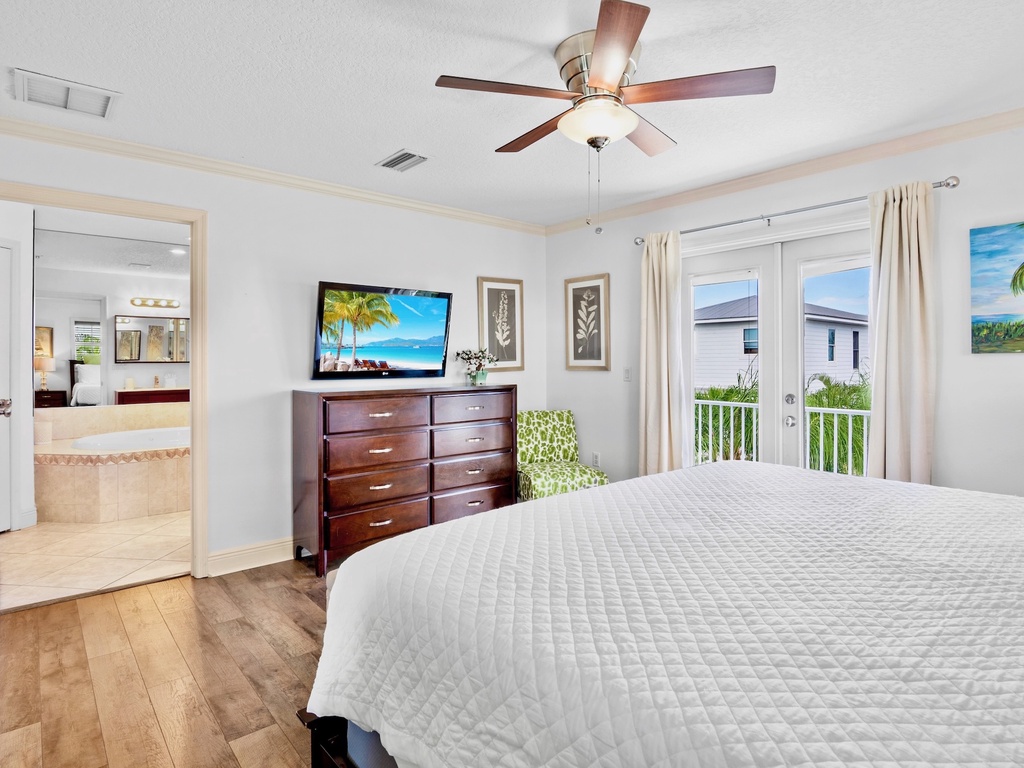 Primary Bedroom, 3rd floor: King