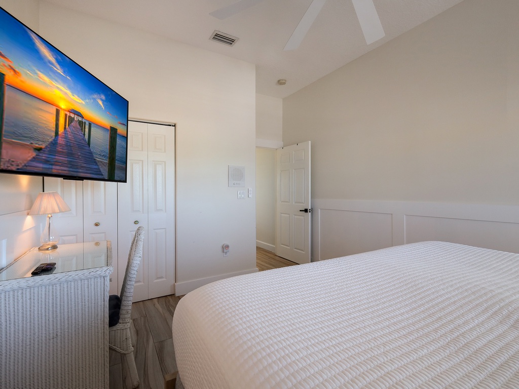 Primary Bedroom - King