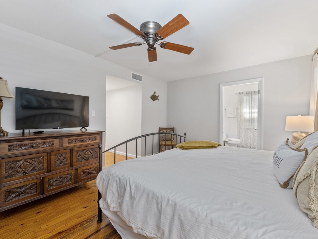 Primary Bedroom, King