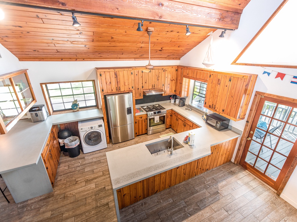 Tree Top Bungalow - Anna Maria Vacations