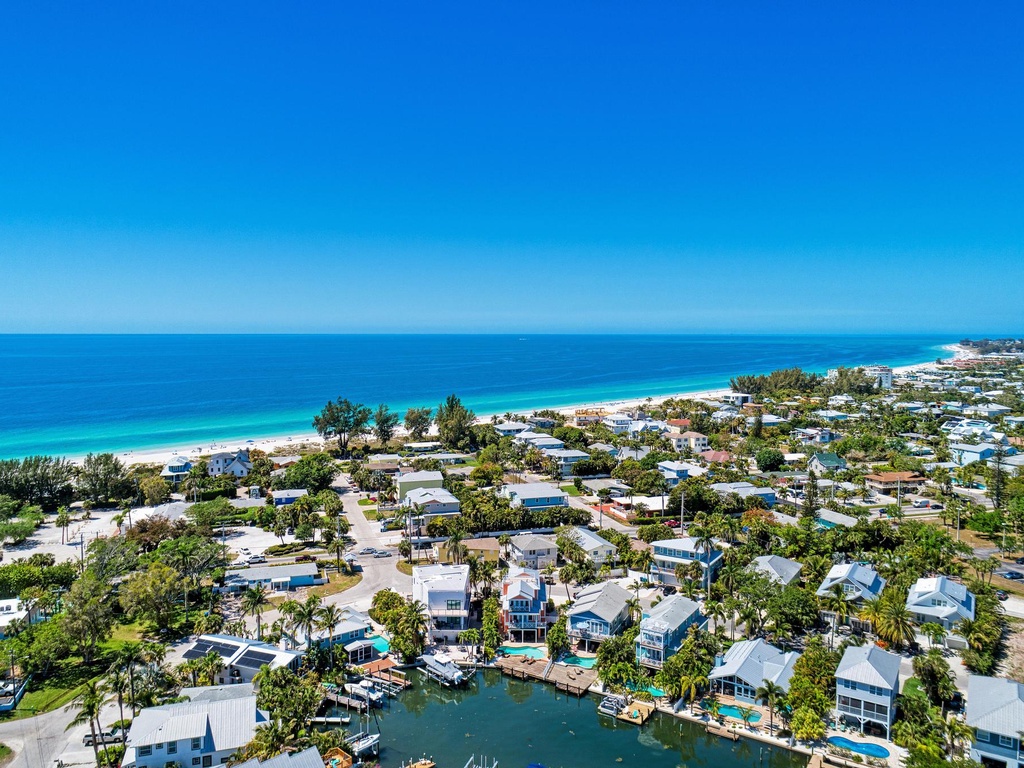 High view of location near the beach - Anna Maria Island Locals