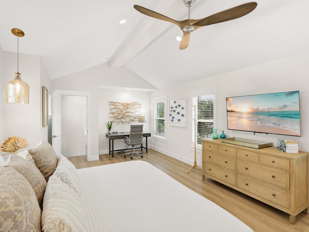 Primary Bedroom, King