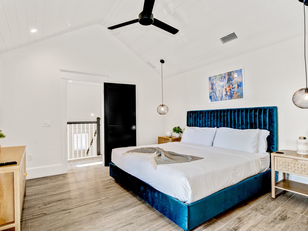 Primary Bedroom - King