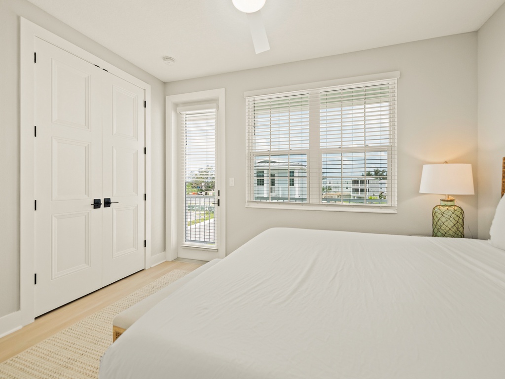 Second Bedroom - King