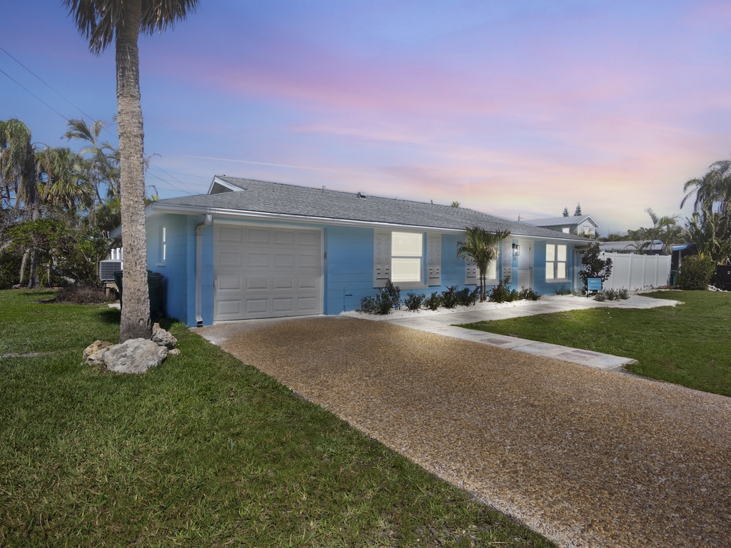 Exterior of Magnolia Shores