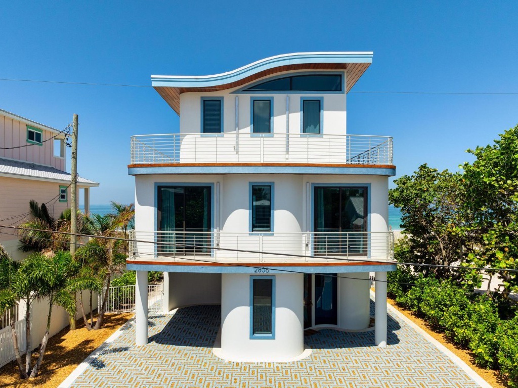 Anna Maria Wave - Anna Maria Accommodations