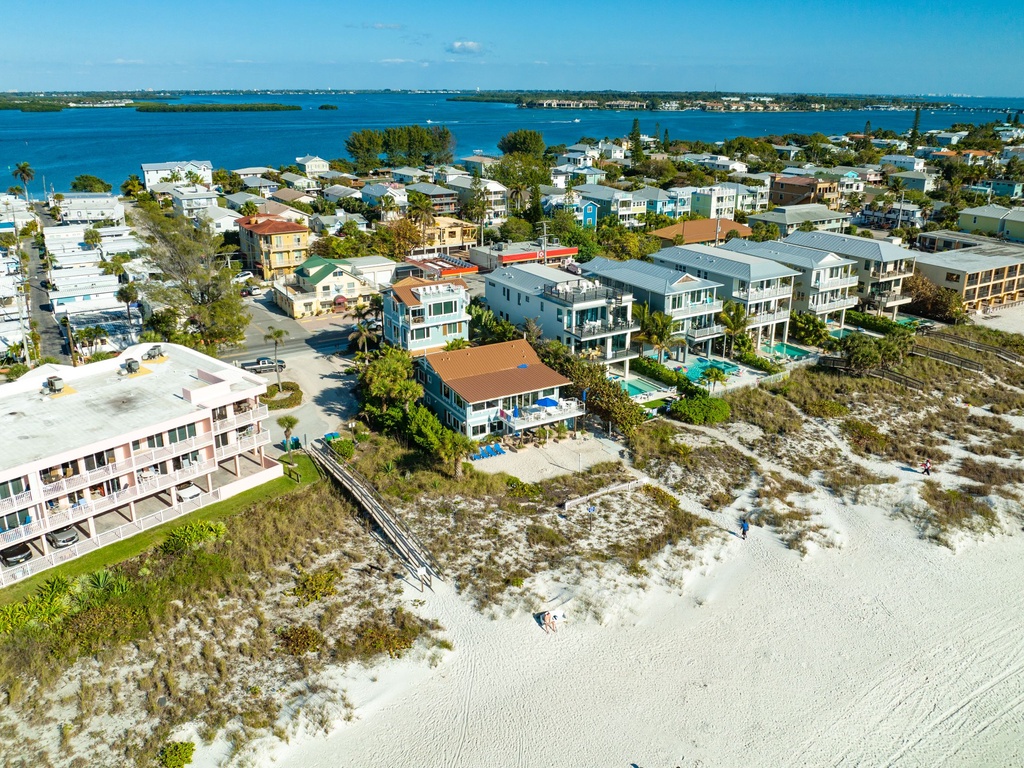 The Blue Horizon - Direct Beach Front