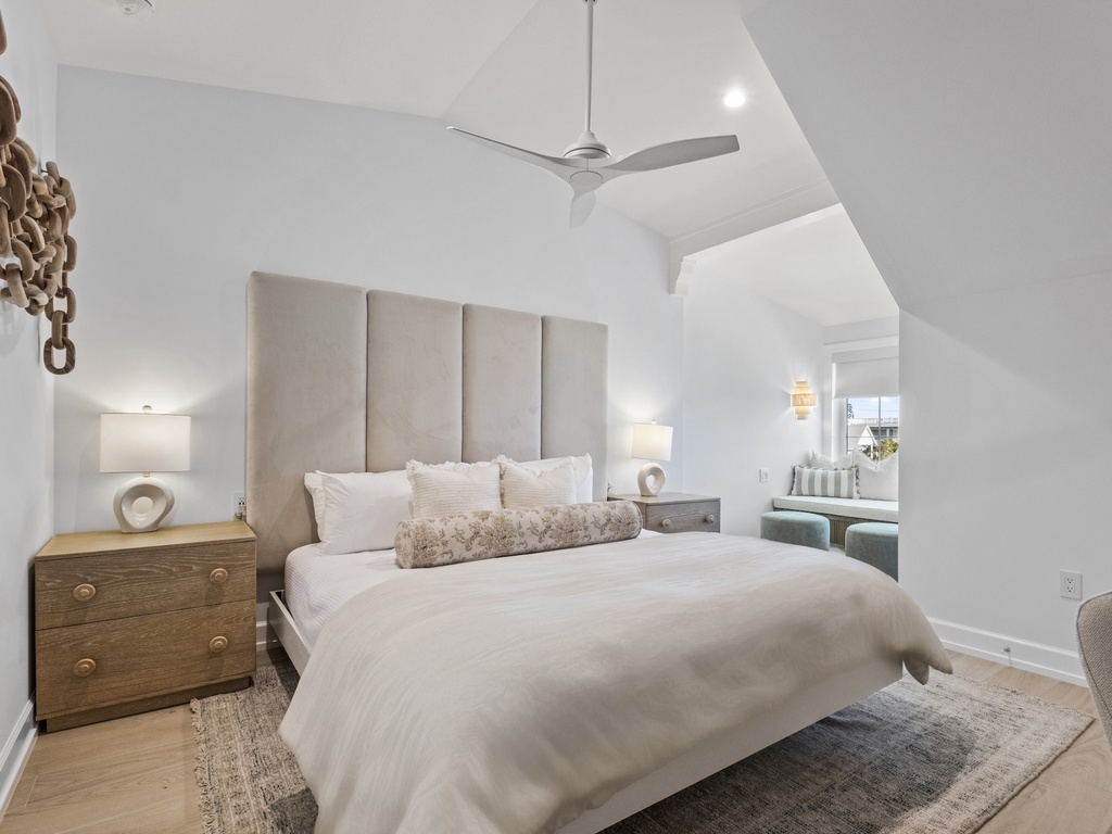 Second Bedroom, King bed