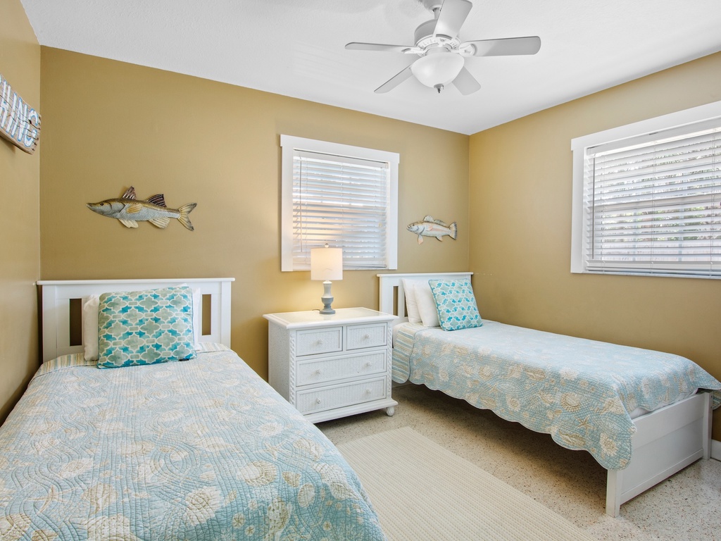 Second Bedroom, Two Twins