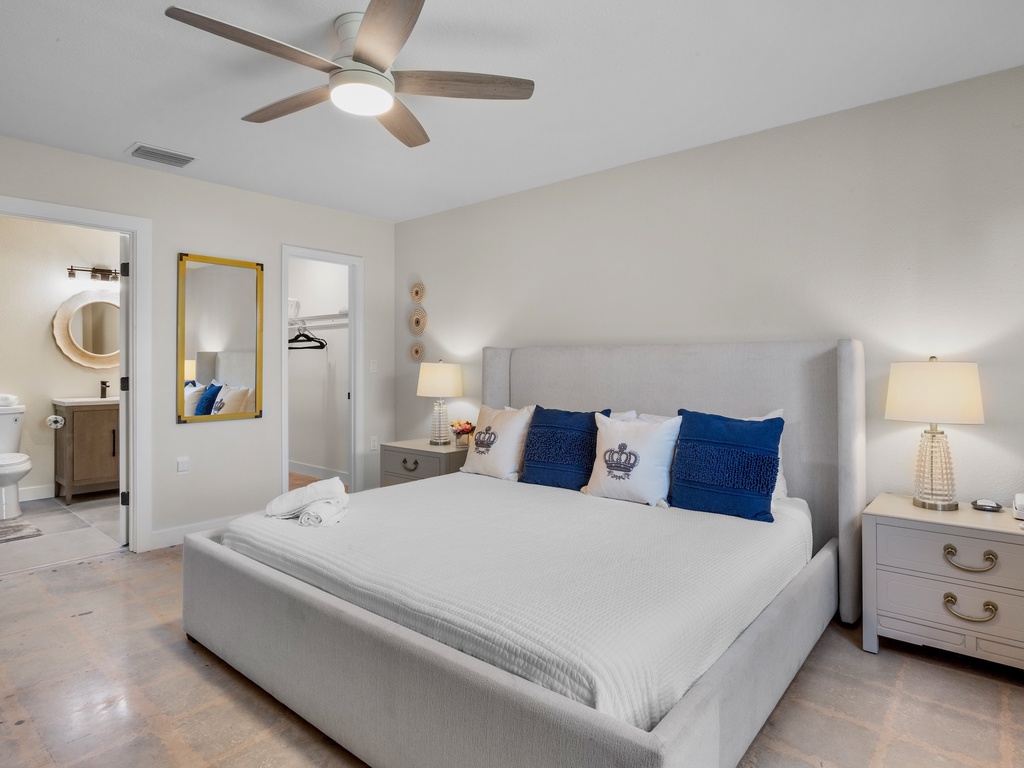 Primary Bedroom, King