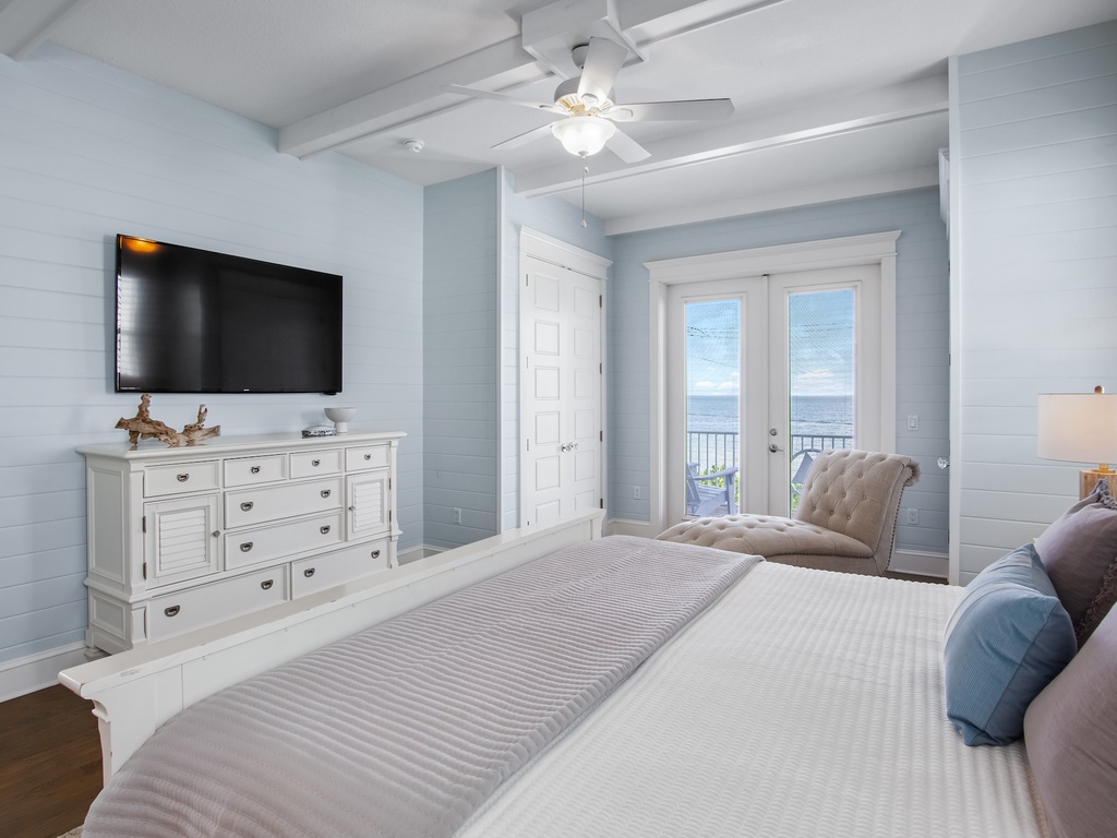 Primary Bedroom, King