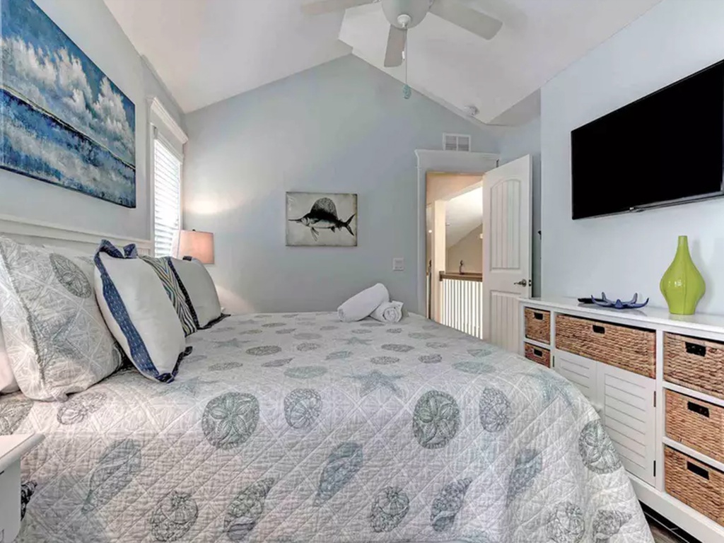 Primary Bedroom - King