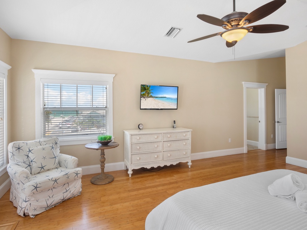 Primary Bedroom, King