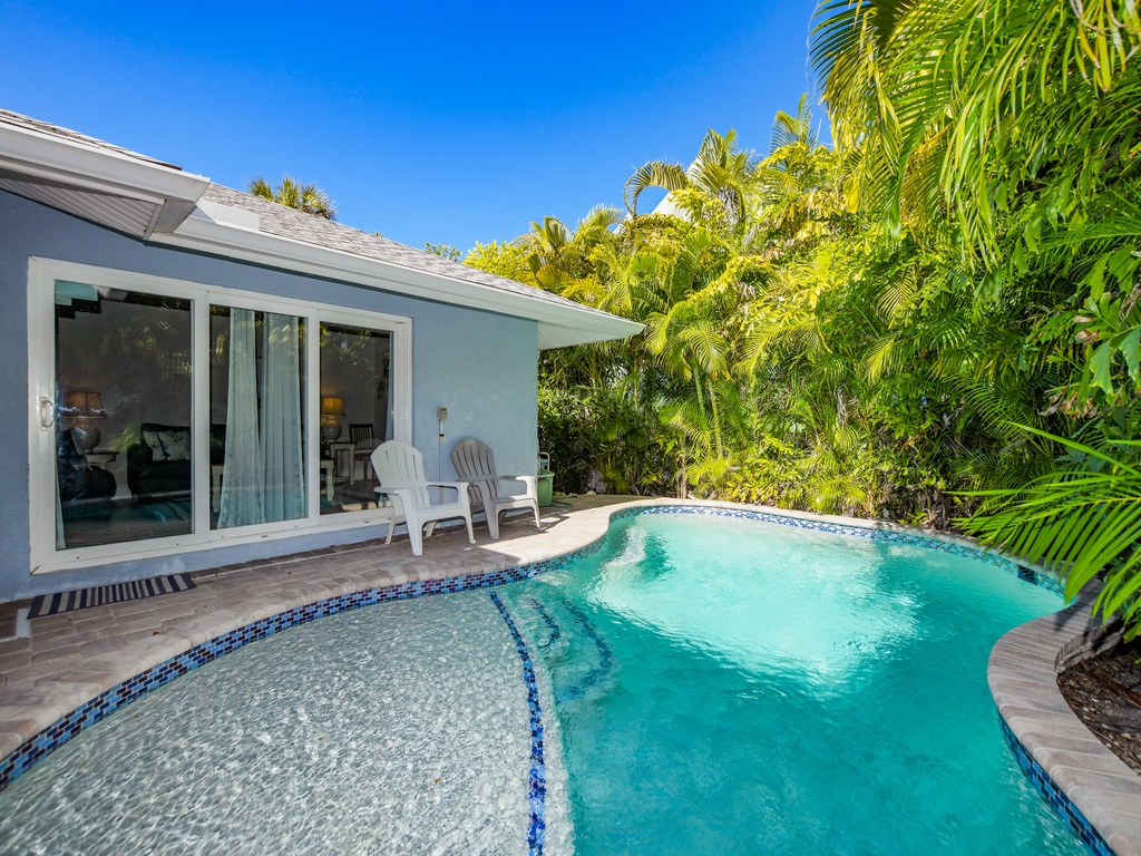 Secluded Private Pool