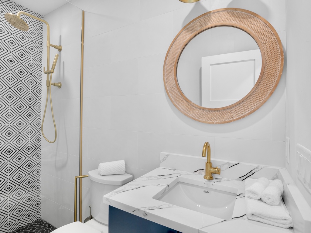 Fourth Ensuite Bathroom