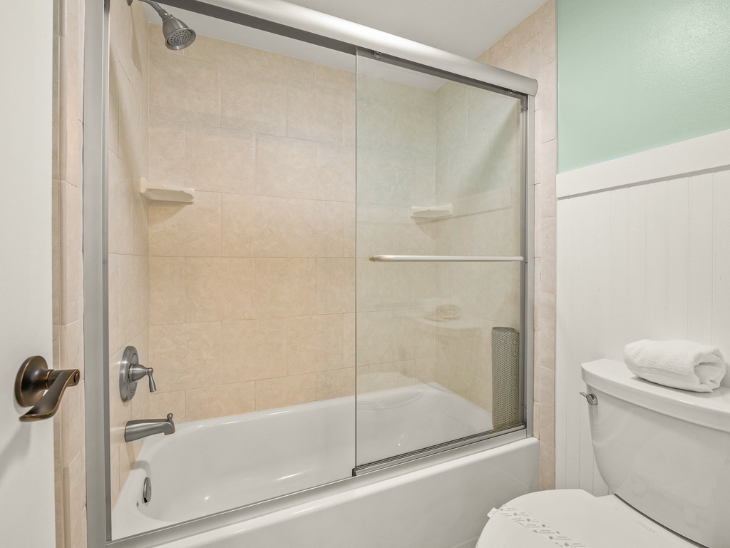 Primary Bathroom, Ensuite