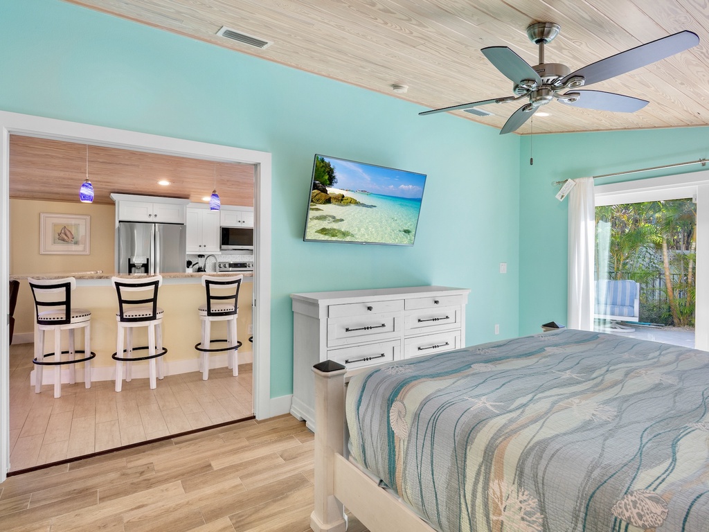 Primary Bedroom, King