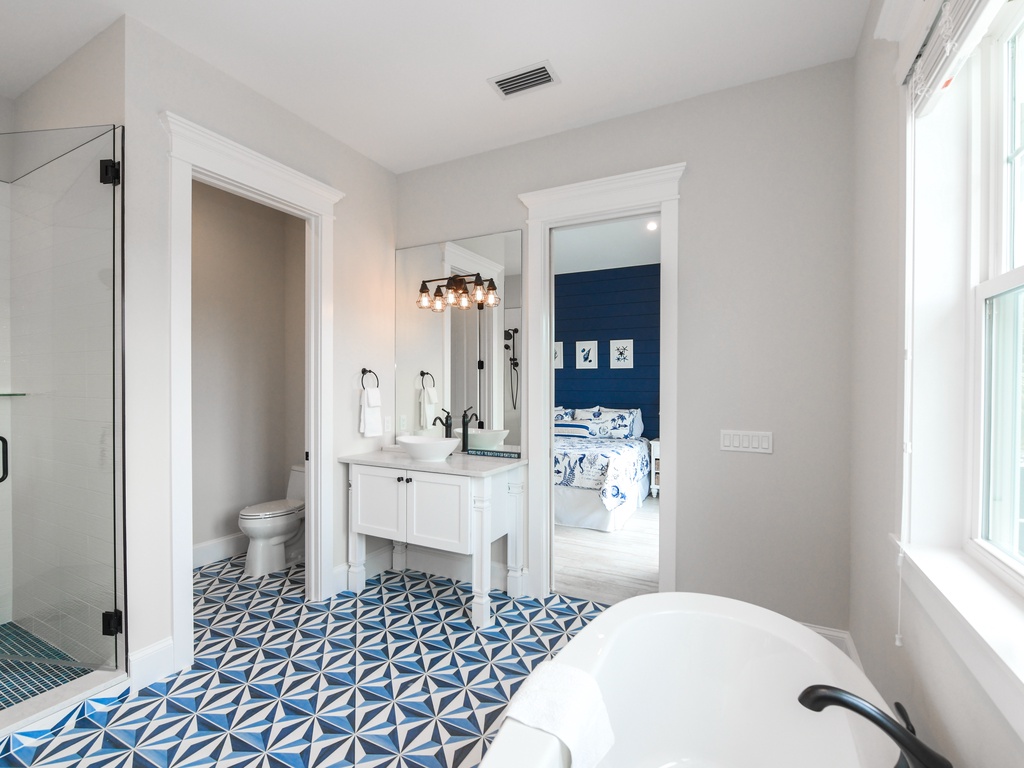 Primary Bathroom, Ensuite