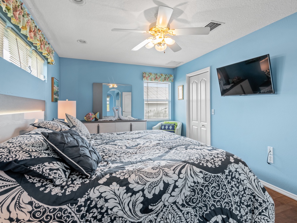 Primary Bedroom - King