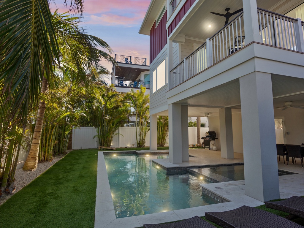 Casa del Mar by AMI Locals