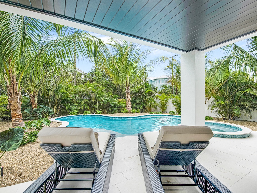 Private Pool and Spa