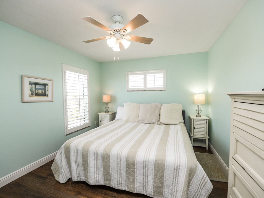 Second Bedroom - King