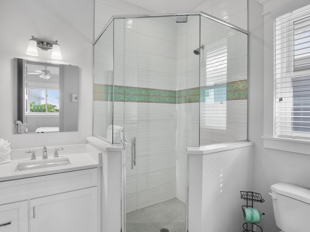 Second Bathroom, Ensuite