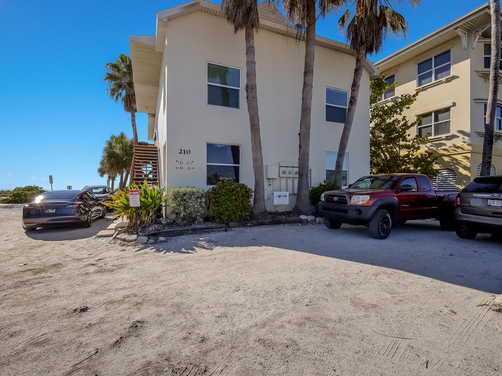 Exterior of Sunset Sands at Capri