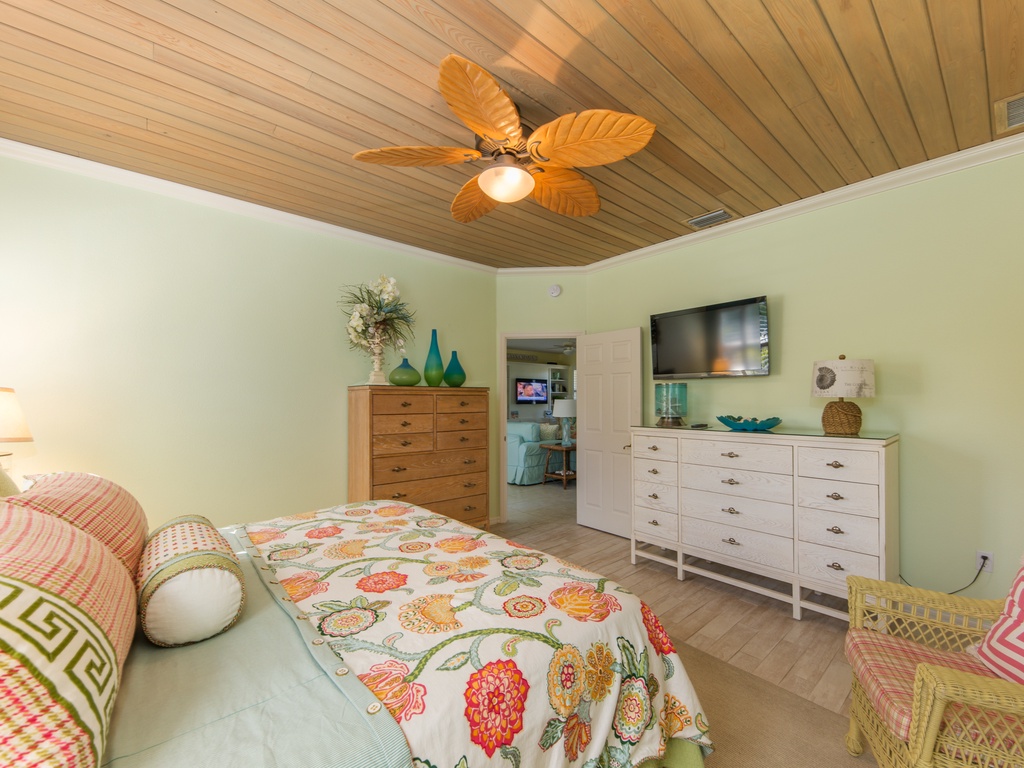 Primary Bedroom-King