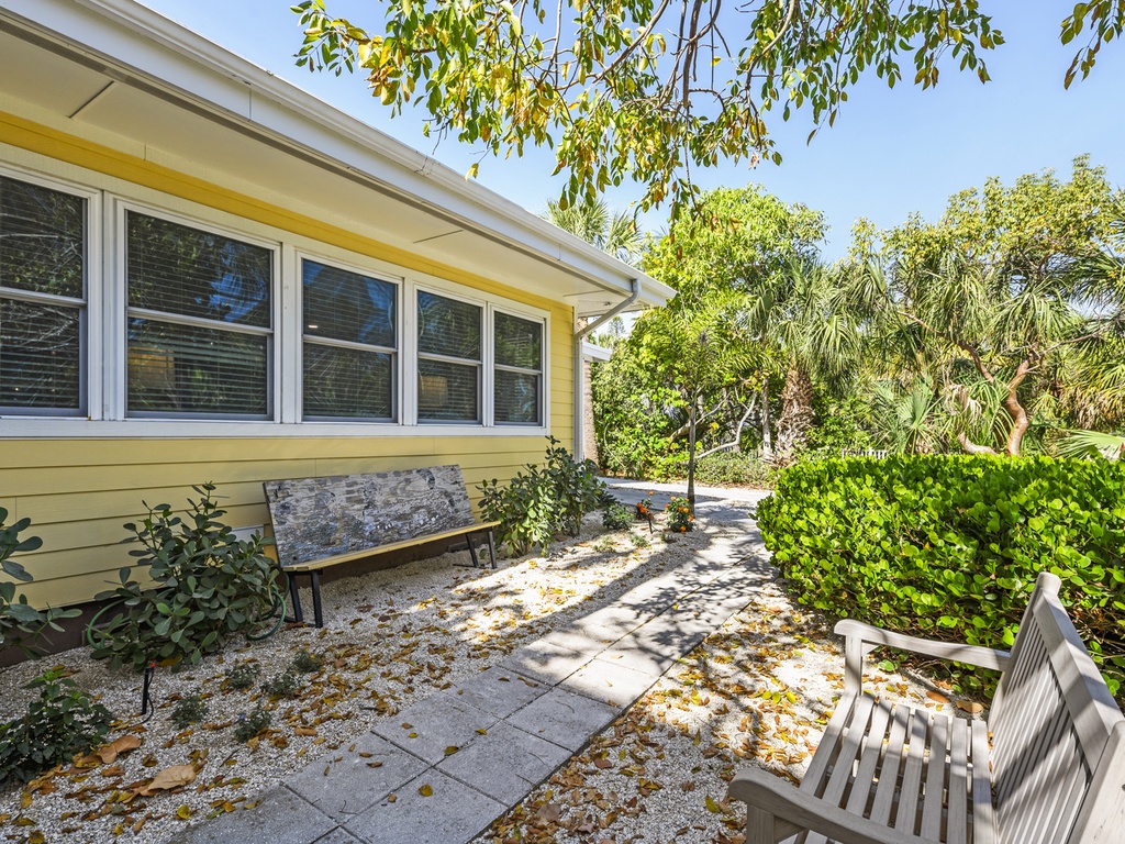 Exterior of Sweet Melissa's Beach House