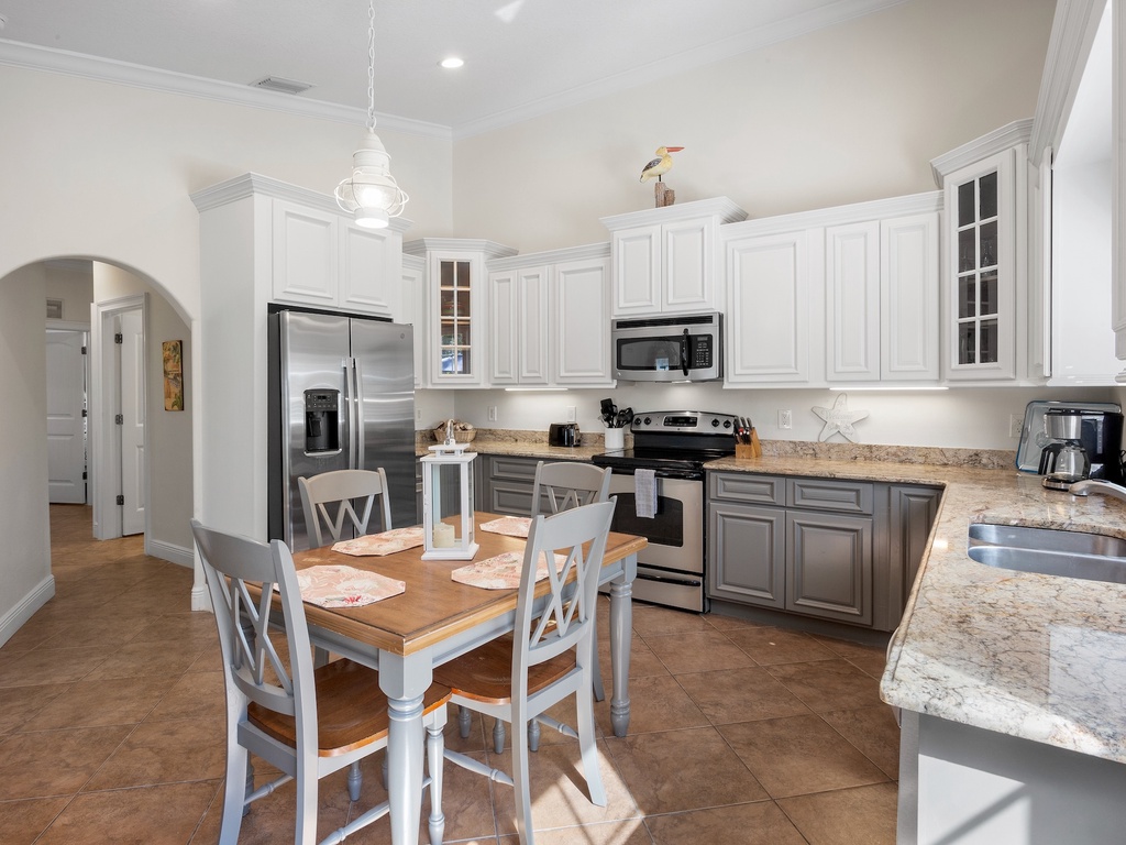 Kitchen, Dining Area