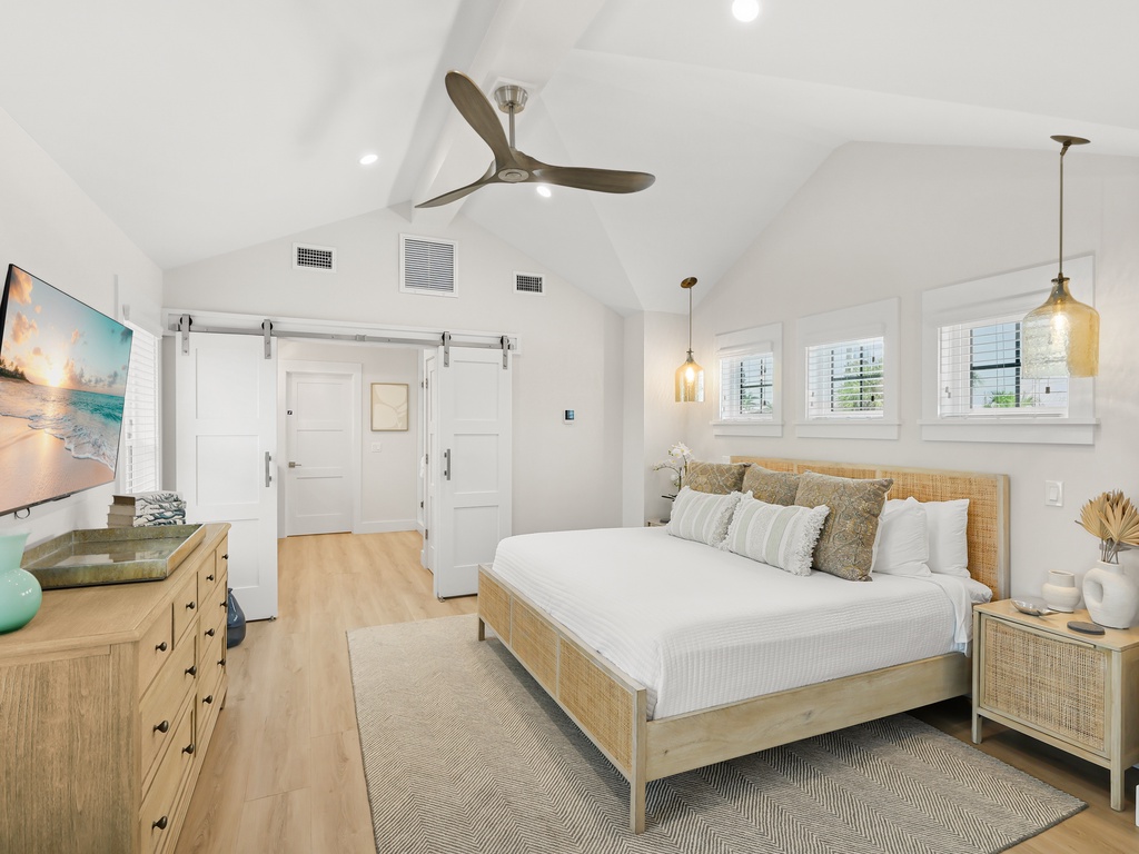 Primary Bedroom, King